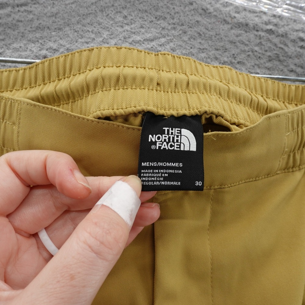 The North Face Performance Shorts 30 Yellow Activewear Men Stretch Summer New - Picture 5 of 15